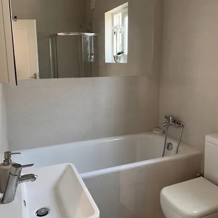 Oleander Agios Nikolaos فيلة *