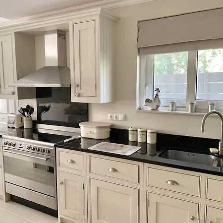 Oleander Agios Nikolaos فيلة